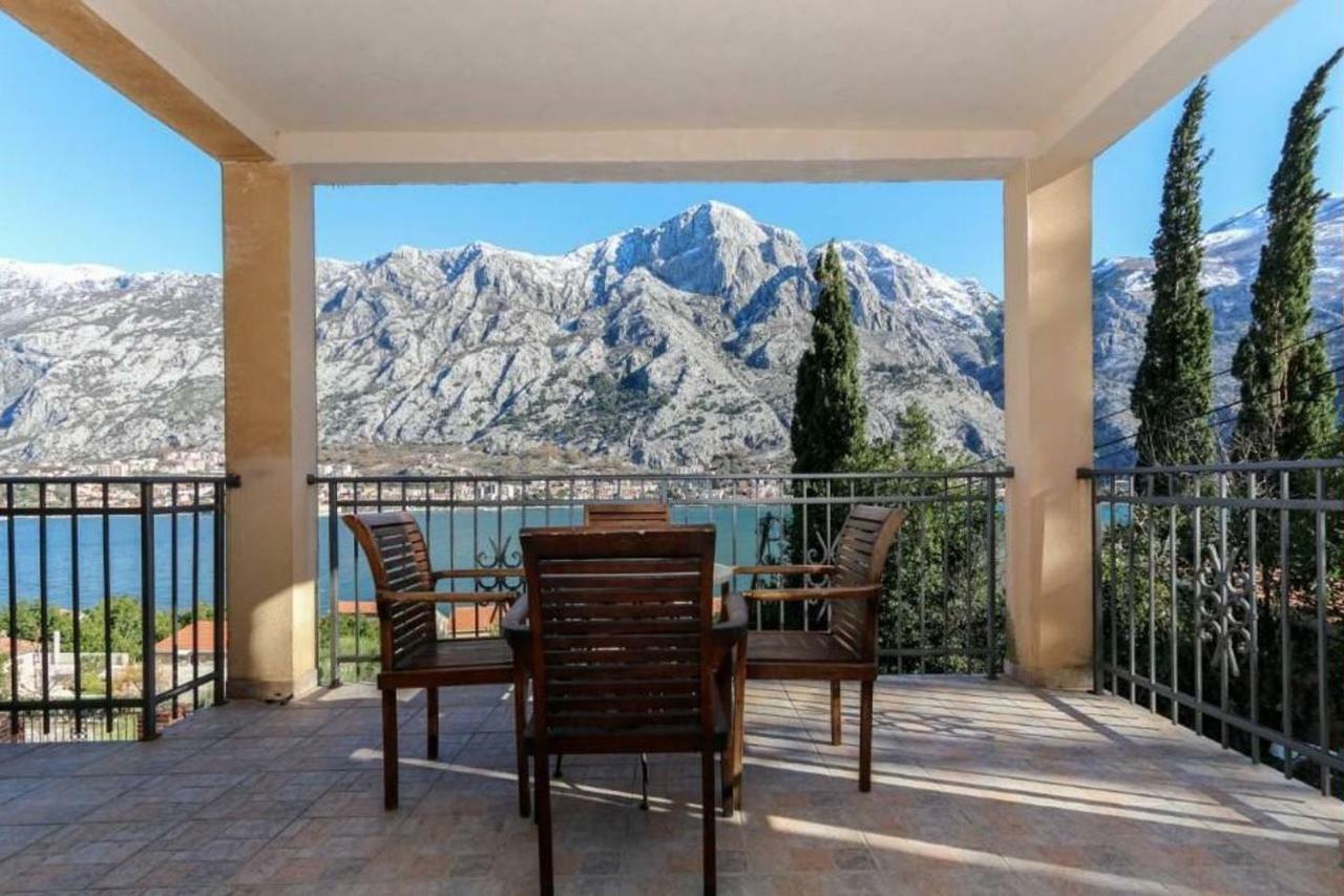 Sun Apartment Kotor Exterior foto